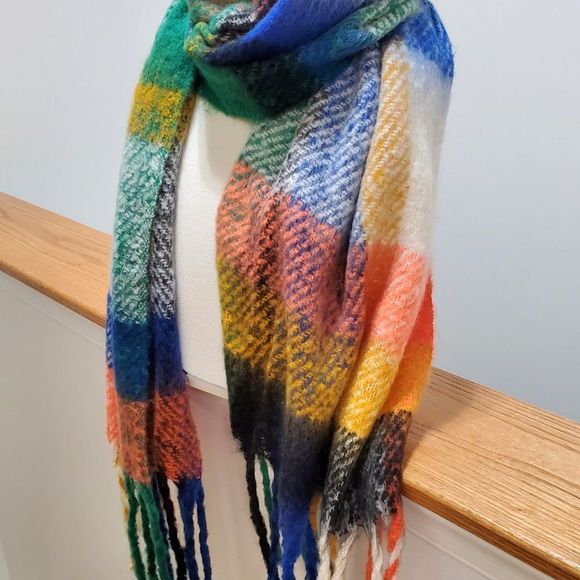 MULTICOLOR PLAID CHECK PATTERNED COZY OBLONG SCARF/WRAP - Picture 2 of 5